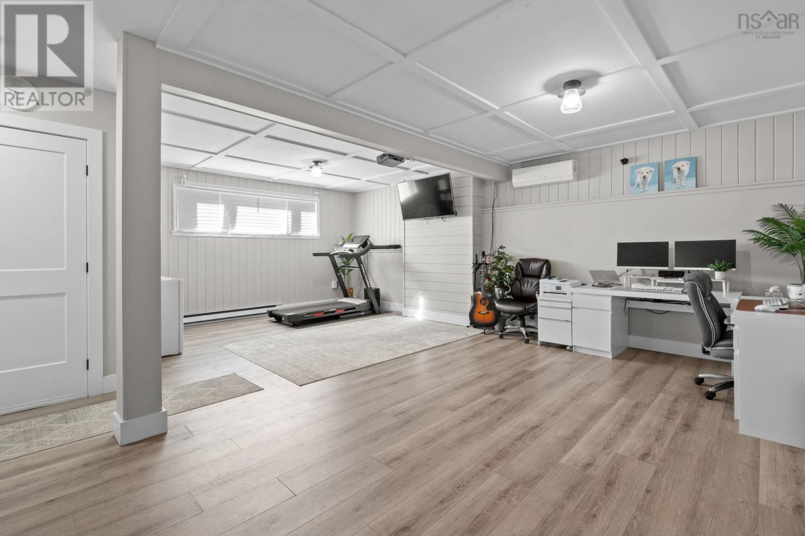 Property 8 of 47 of 107 La Pierre Crescent