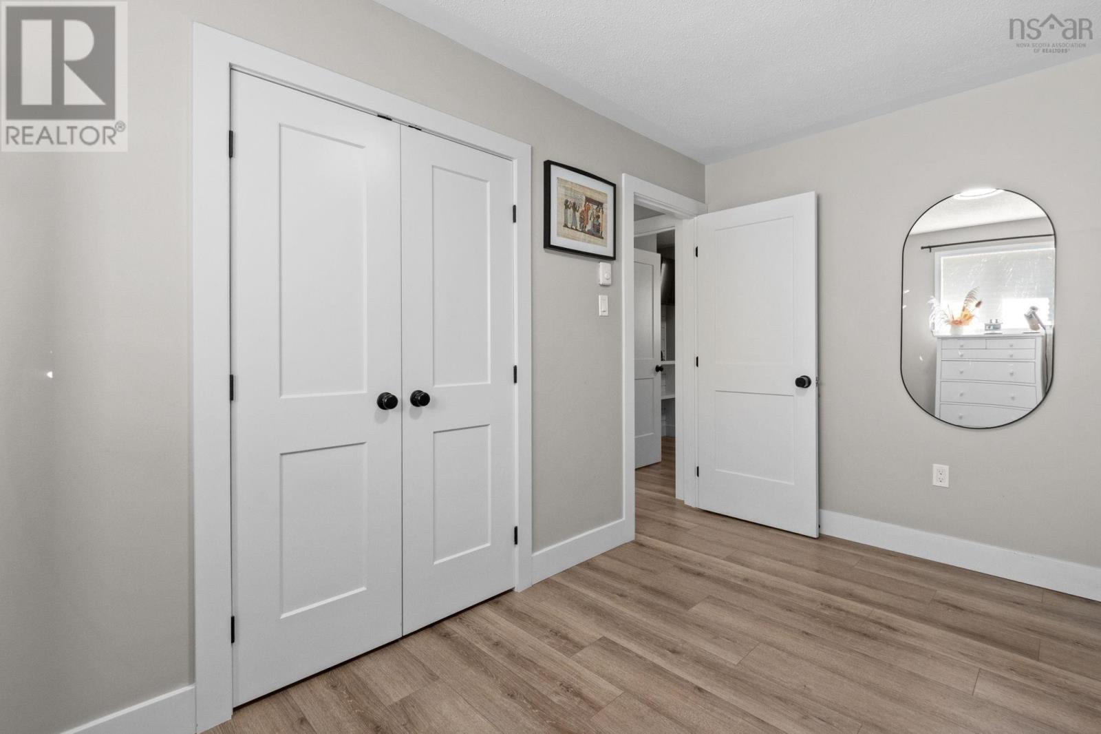 Property 25 of 47 of 107 La Pierre Crescent