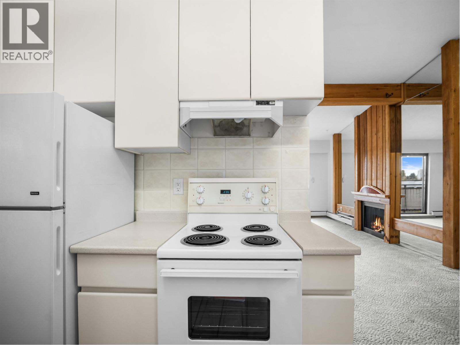 301 134 W 20TH STREET, North Vancouver