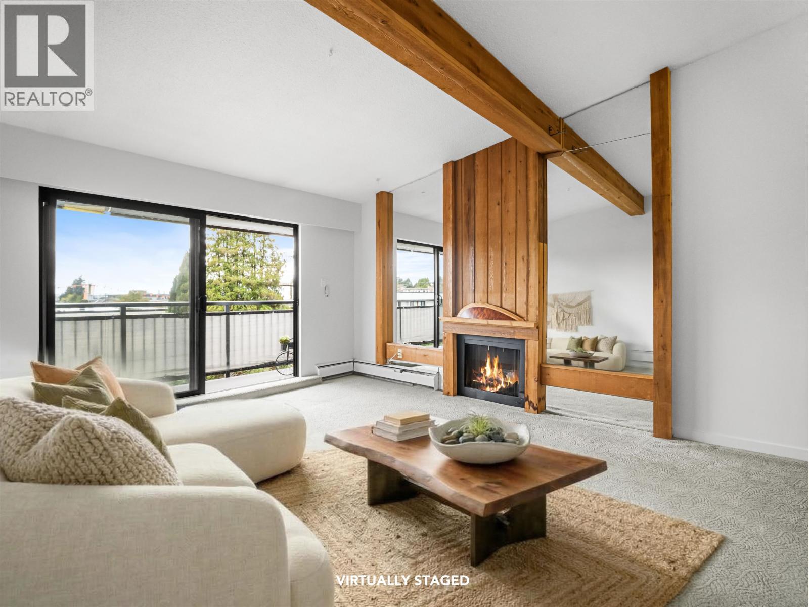 301 134 W 20TH STREET, North Vancouver