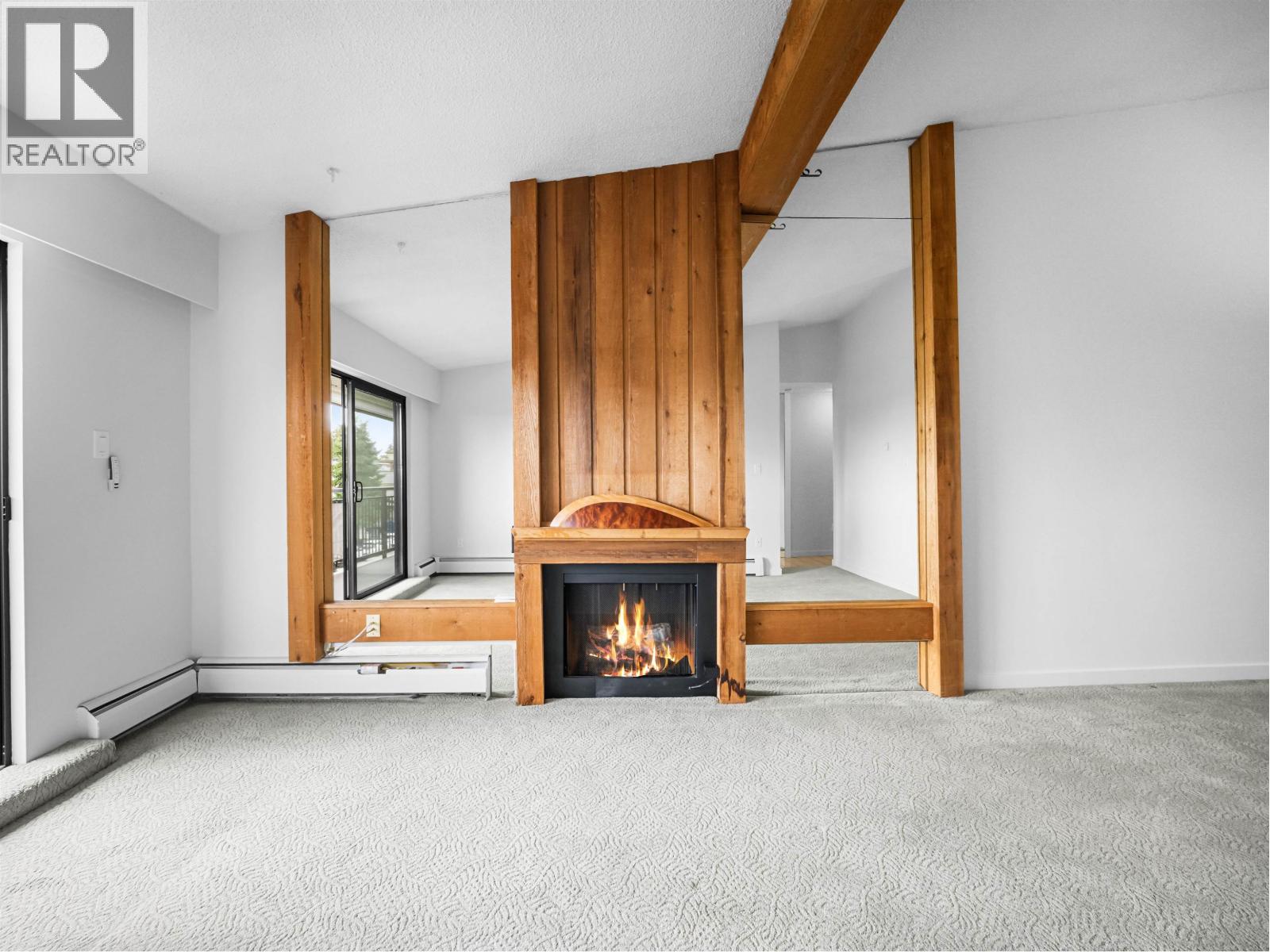 301 134 W 20TH STREET, North Vancouver