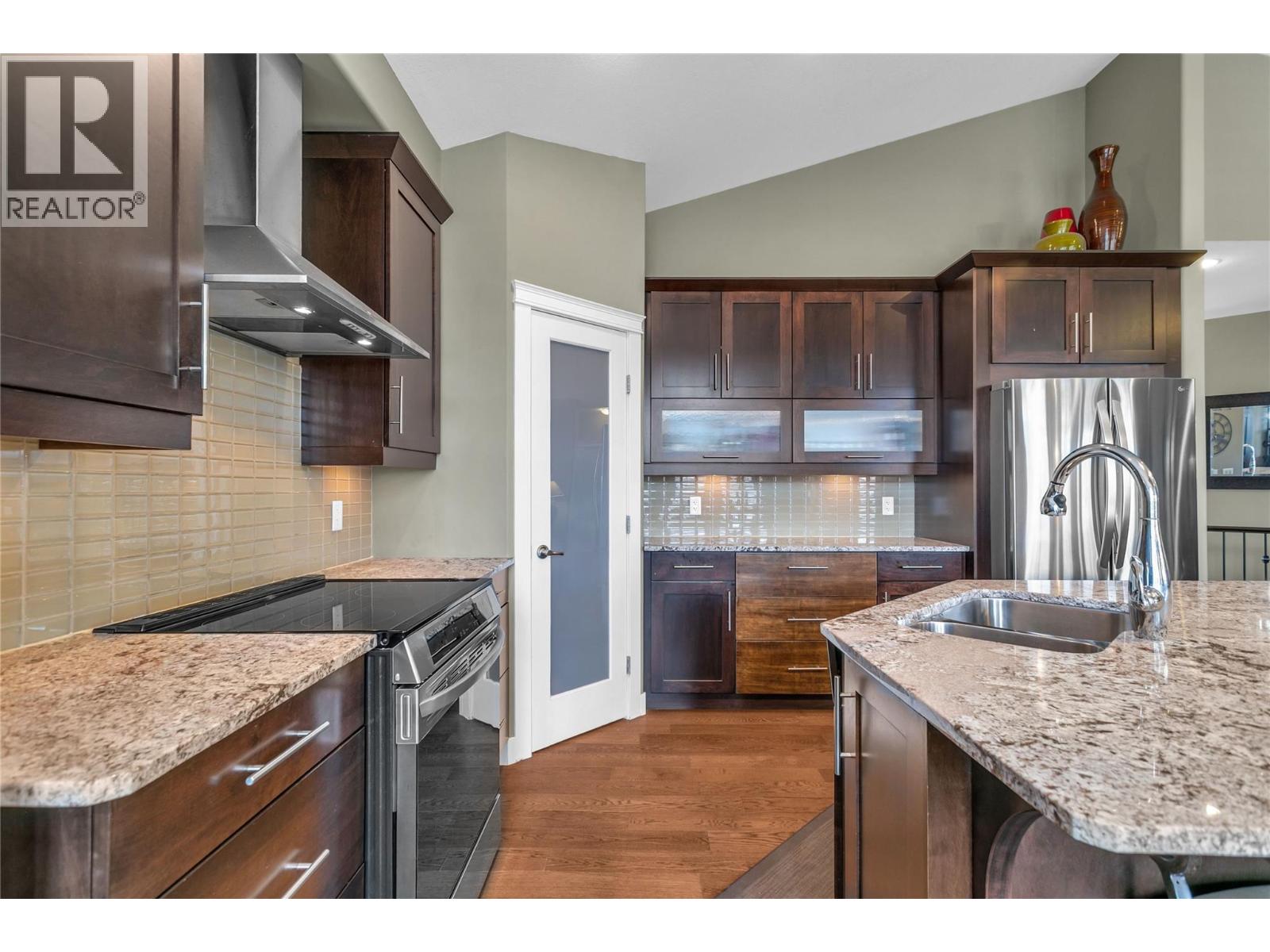  12830 Lake Hill Lane, Lake Country