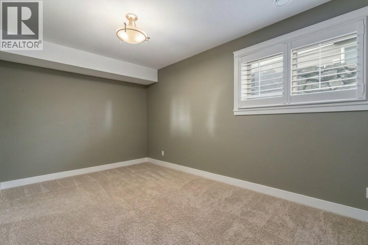  12830 Lake Hill Lane, Lake Country