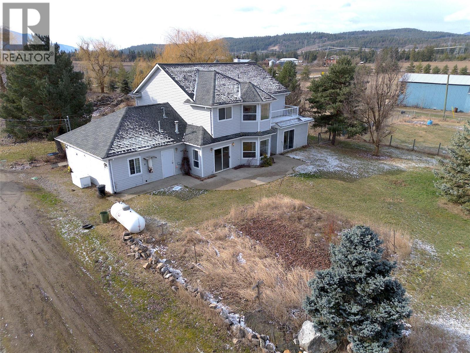 5580 Back Enderby Road, Spallumcheen