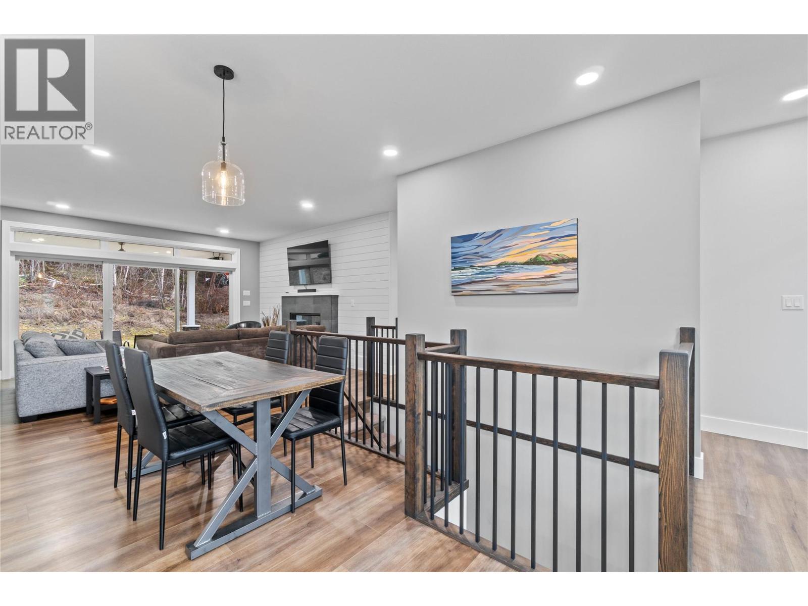 2763 Valleyview Drive, Blind Bay