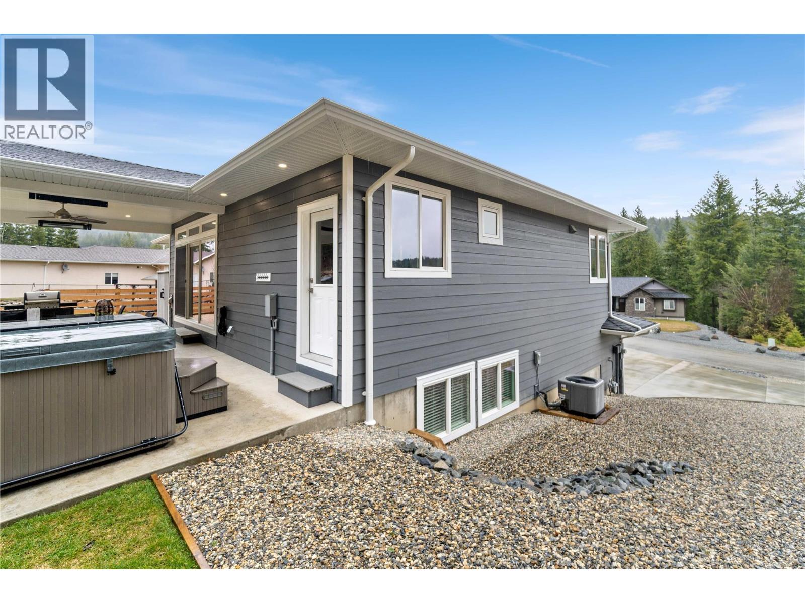 2763 Valleyview Drive, Blind Bay