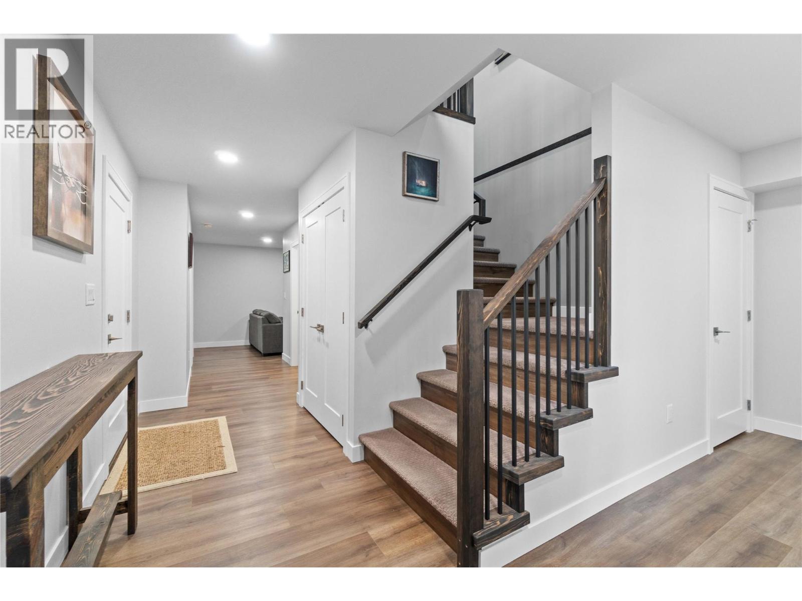 2763 Valleyview Drive, Blind Bay