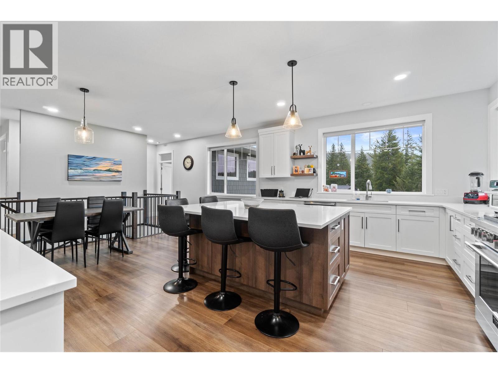 2763 Valleyview Drive, Blind Bay