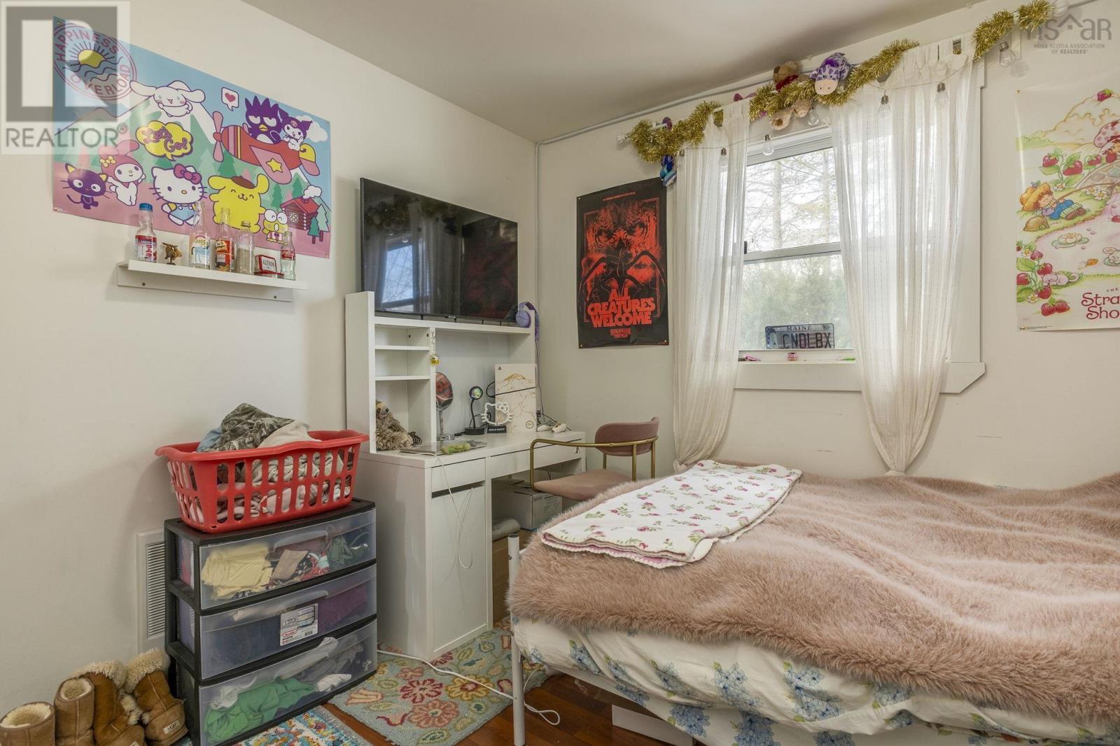 Property 26 of 35 of 145 Foster Street