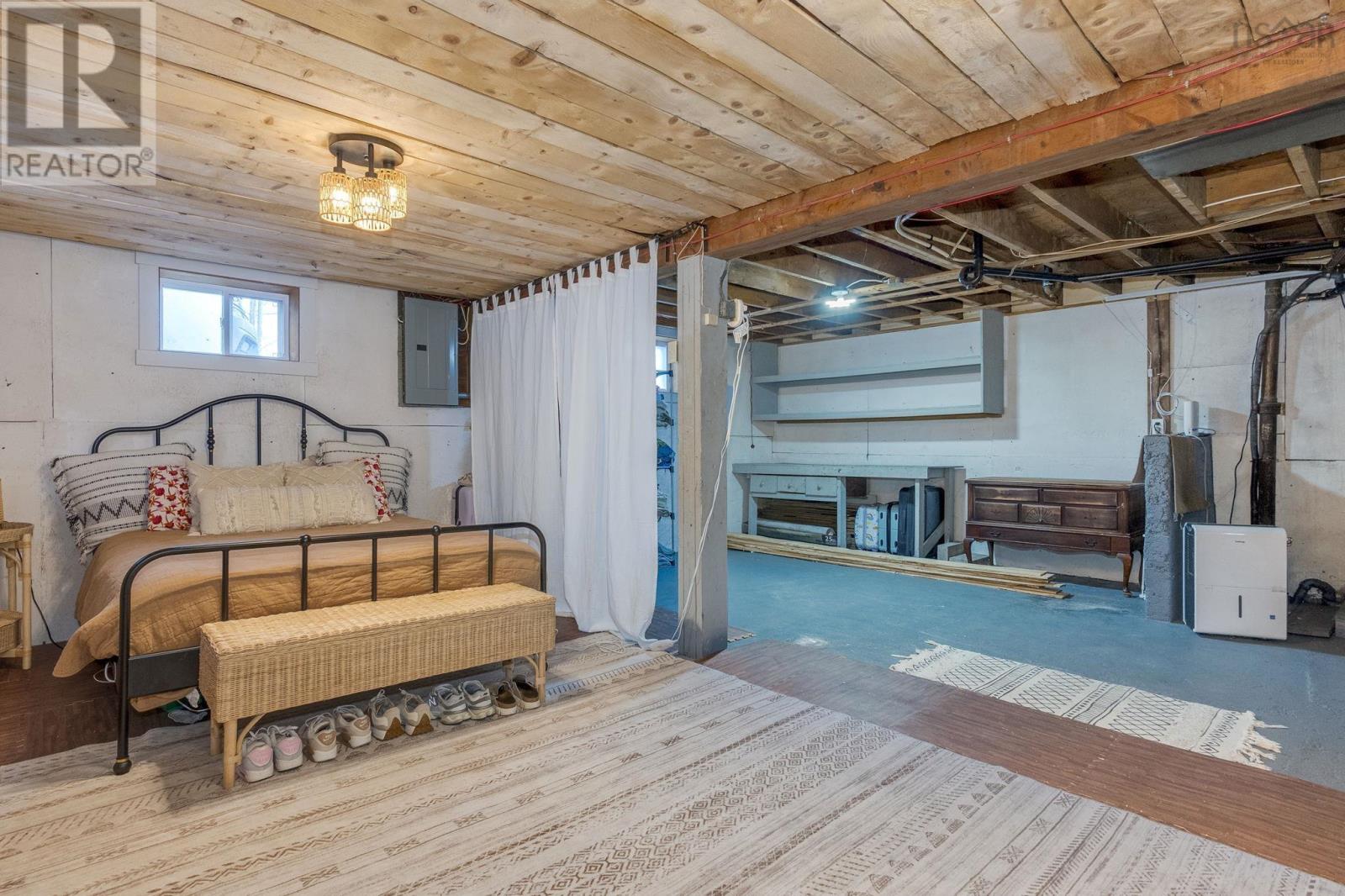 Property 21 of 35 of 145 Foster Street