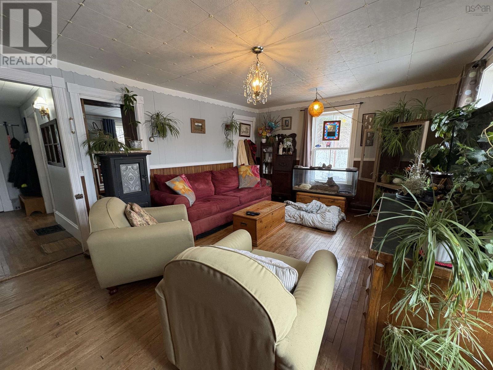 Property 3 of 28 of 535 East River East Side Road