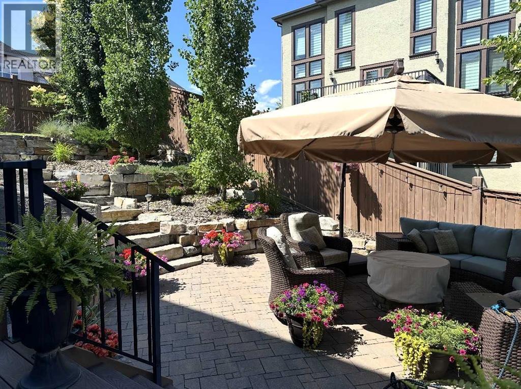 Single Family House for Sale in  Ascot Rise SW Aspen Woods Calgary 