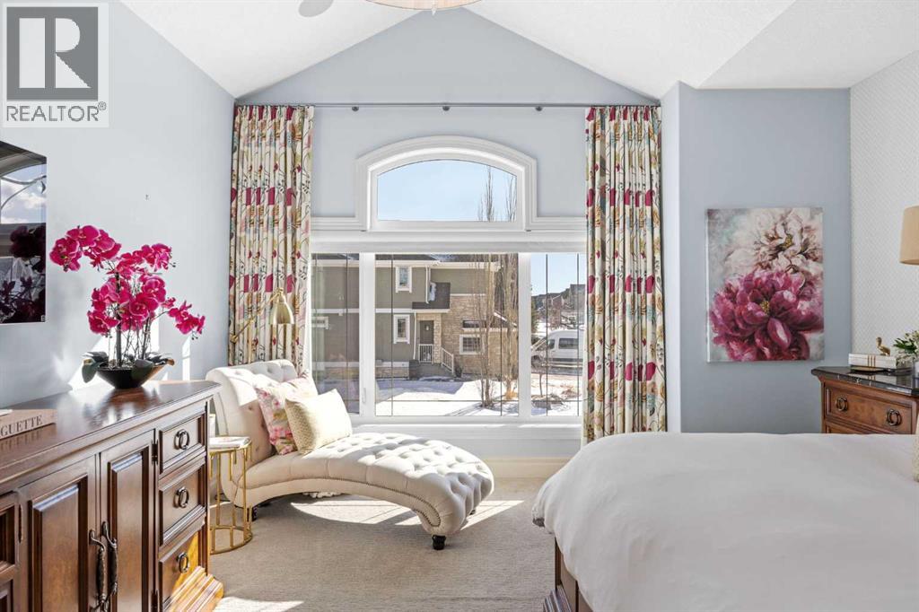 Single Family House for Sale in  Ascot Rise SW Aspen Woods Calgary 