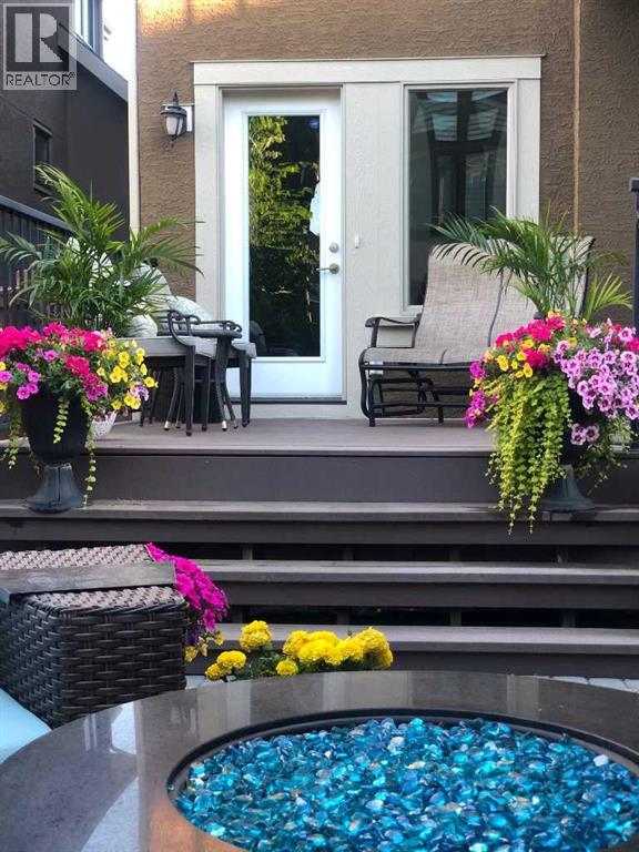 Single Family House for Sale in  Ascot Rise SW Aspen Woods Calgary 