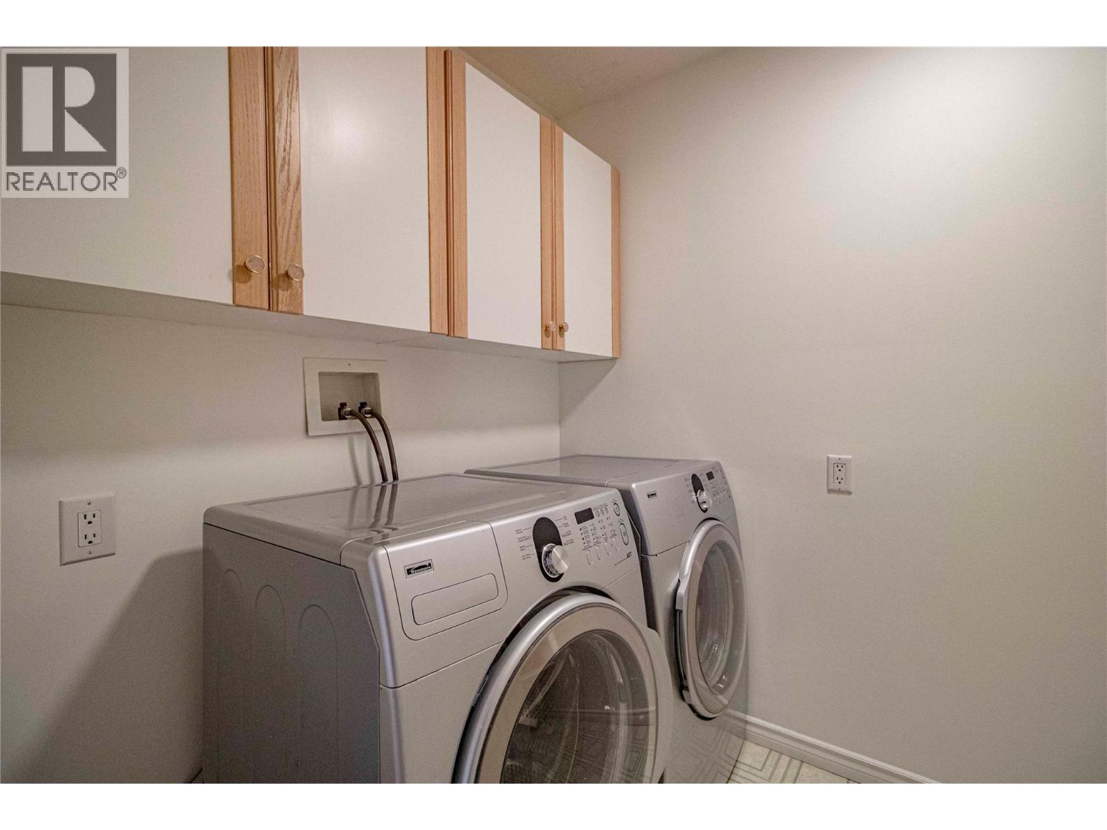 #207 8412 JUBILEE ROAD E - 21