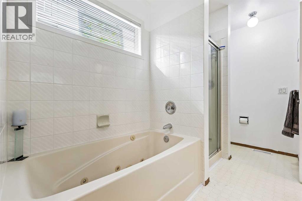 Single Family House for Sale in  Millrise Crescent SW Millrise Calgary 