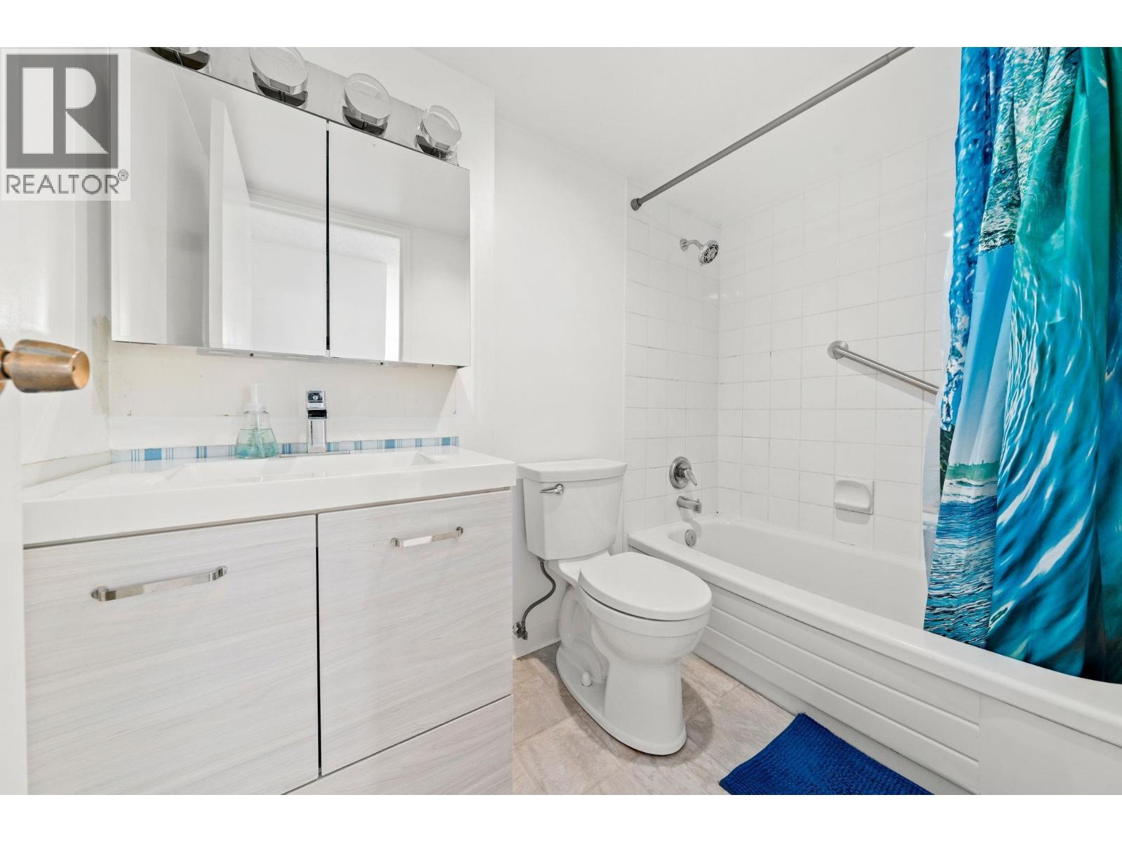 1404 2016 FULLERTON AVENUE, North Vancouver