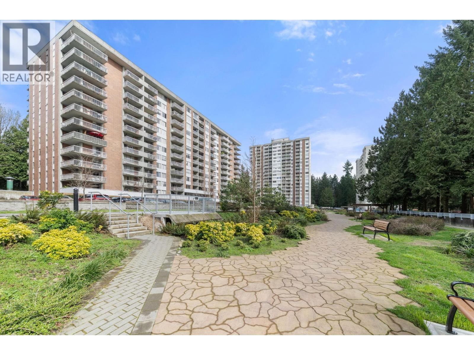 1404 2016 FULLERTON AVENUE, North Vancouver