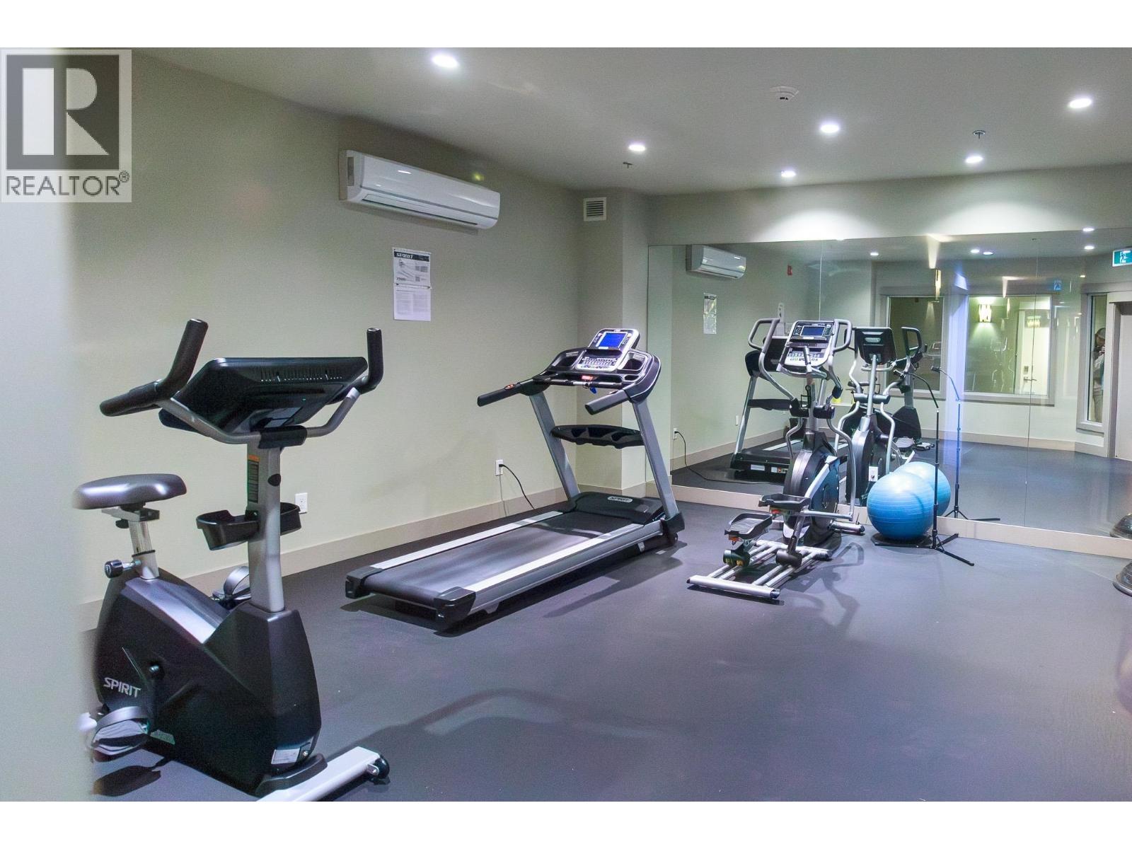 202 2495 WILSON AVENUE, Port Coquitlam