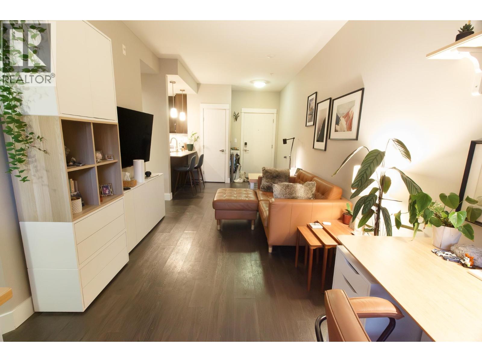 202 2495 WILSON AVENUE, Port Coquitlam