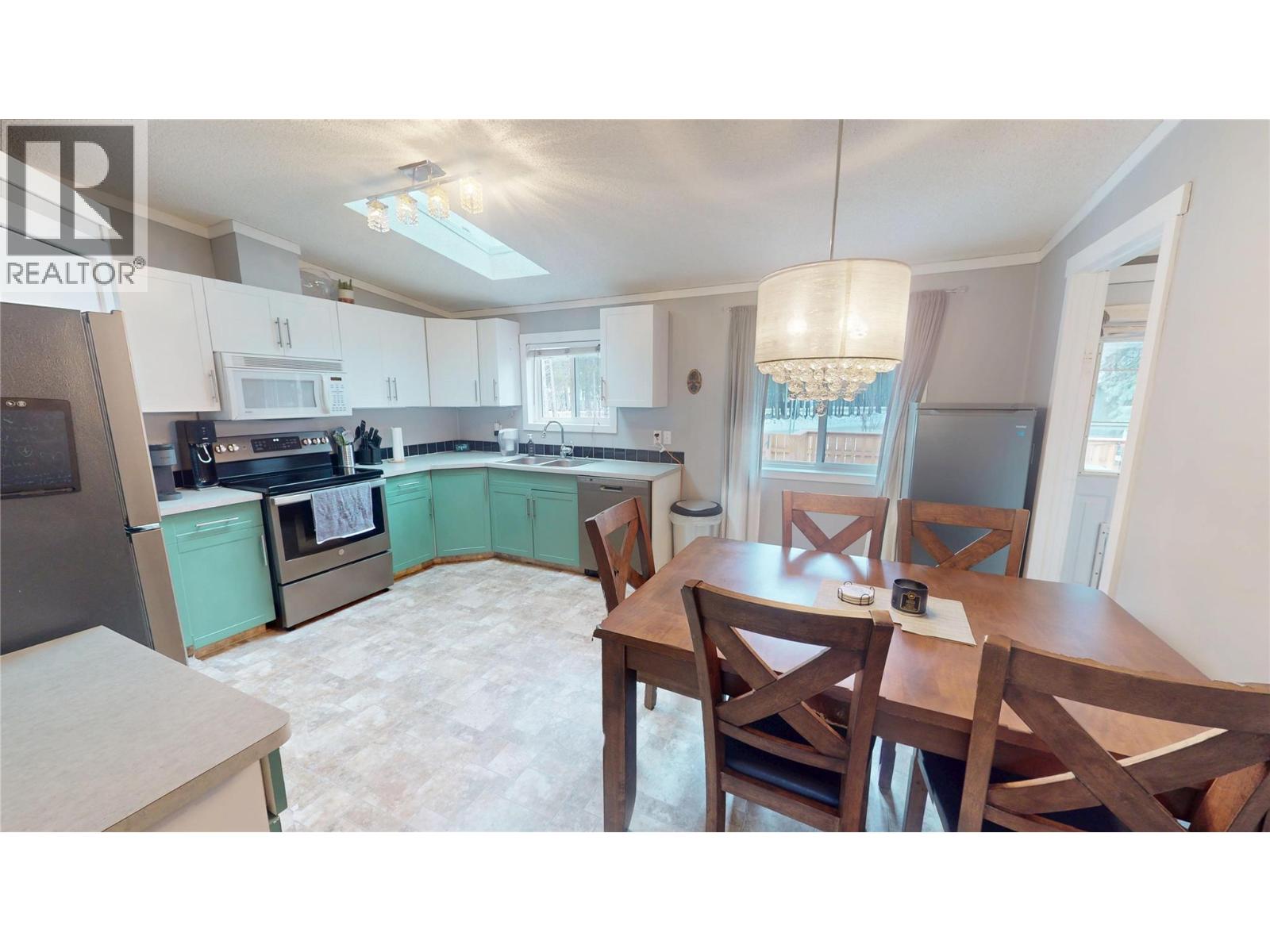 371 Red Cedar Crescent, Sparwood