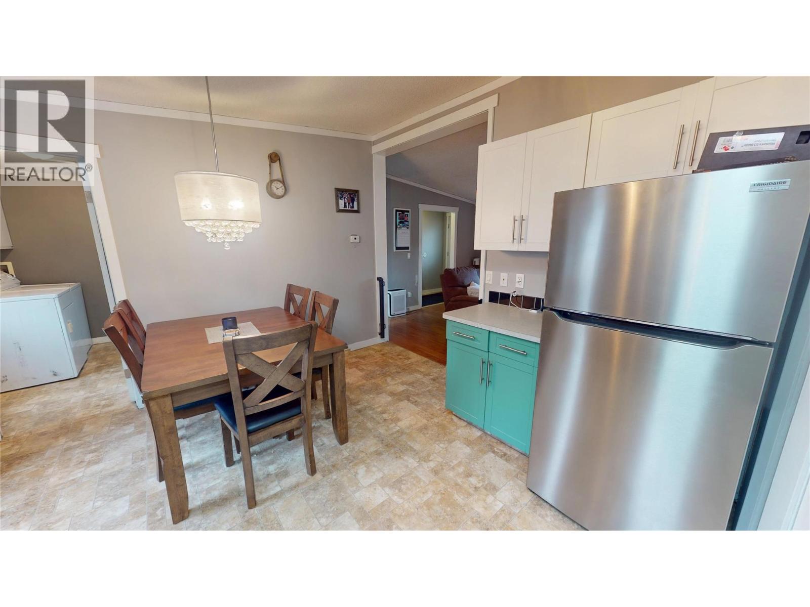 371 Red Cedar Crescent, Sparwood