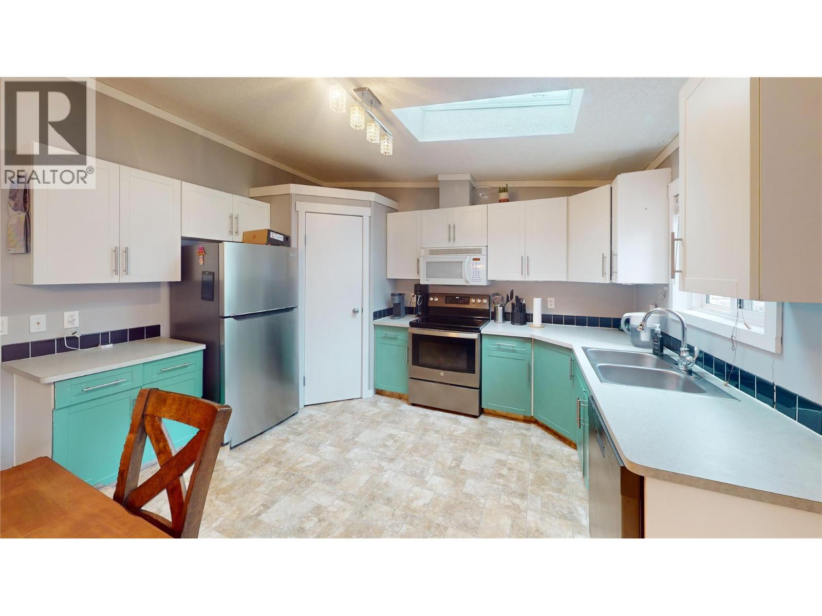 371 Red Cedar Crescent, Sparwood