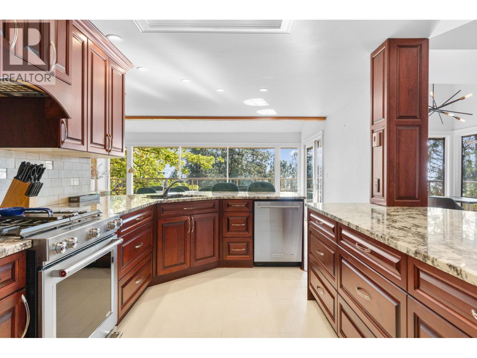 2771 Lakeridge Road, West Kelowna