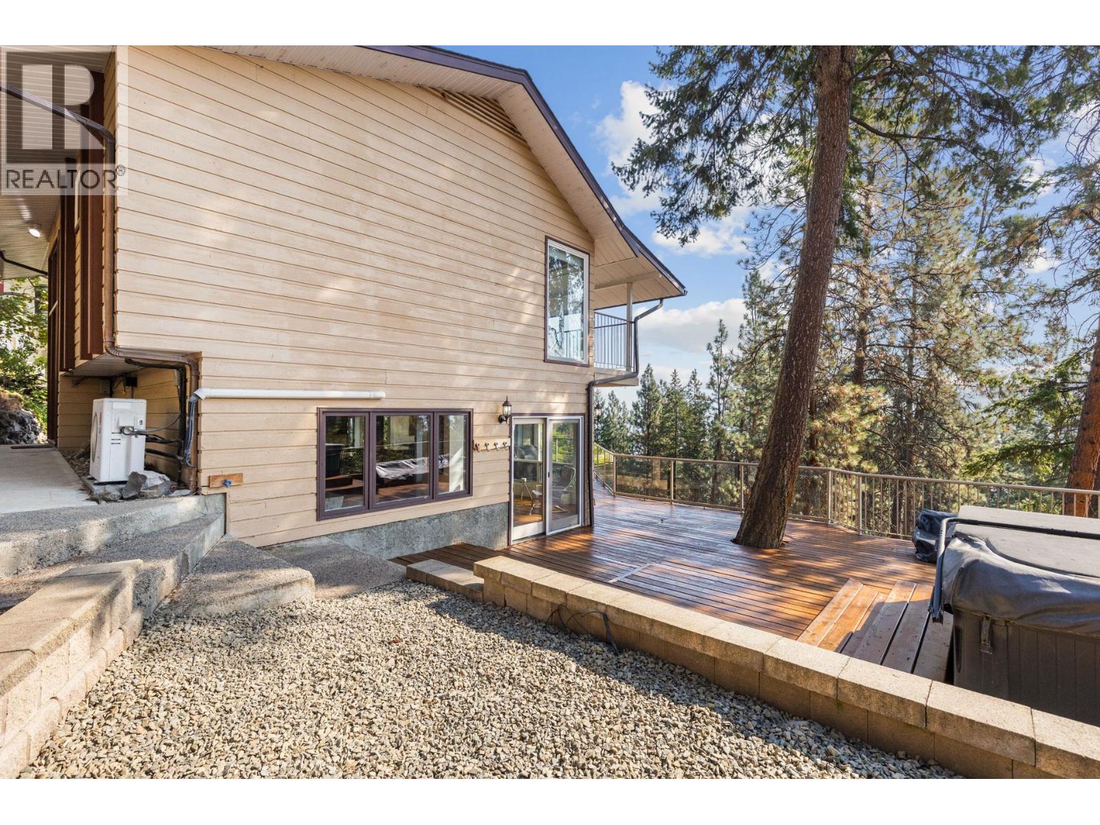 2771 Lakeridge Road, West Kelowna