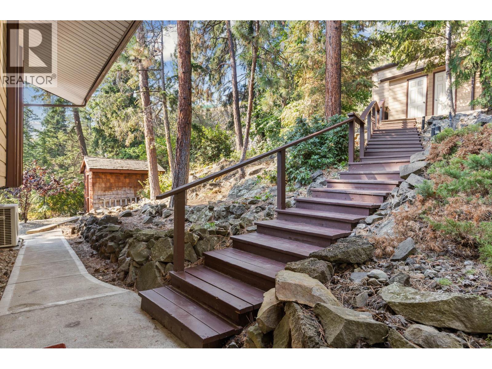 2771 Lakeridge Road, West Kelowna