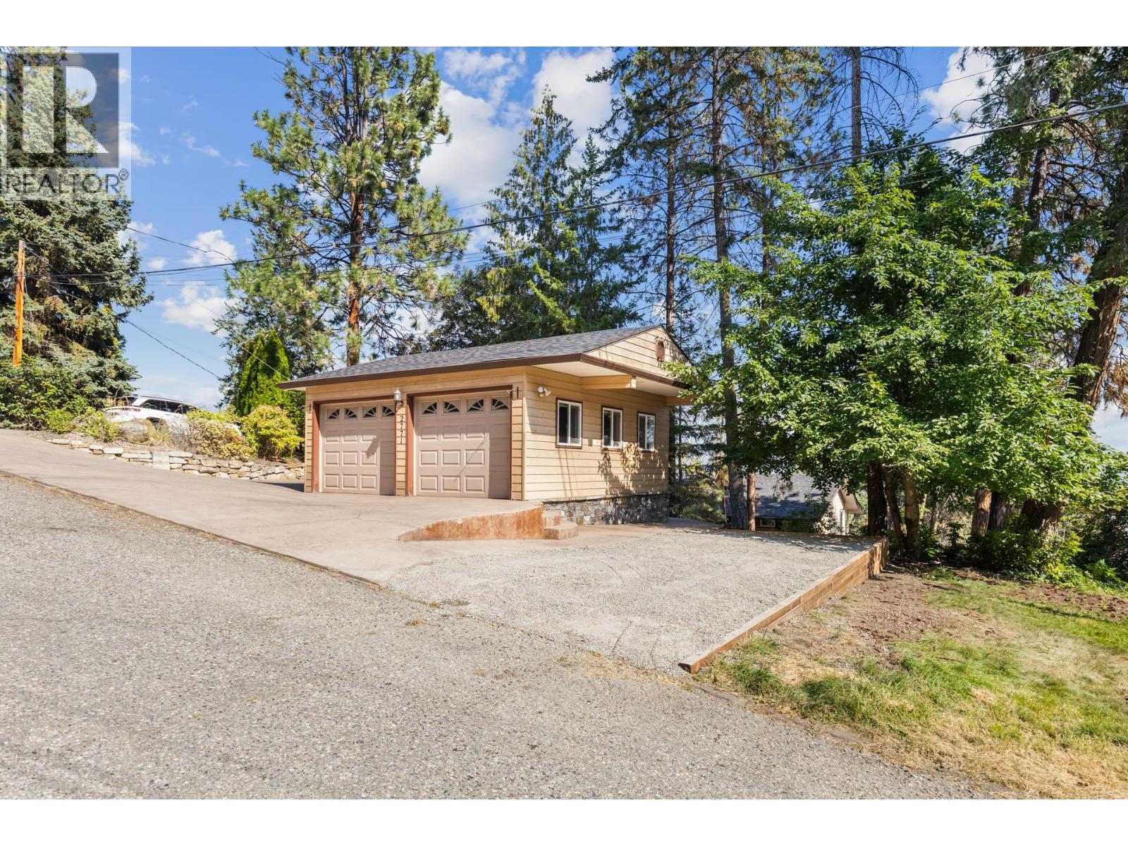 2771 Lakeridge Road, West Kelowna