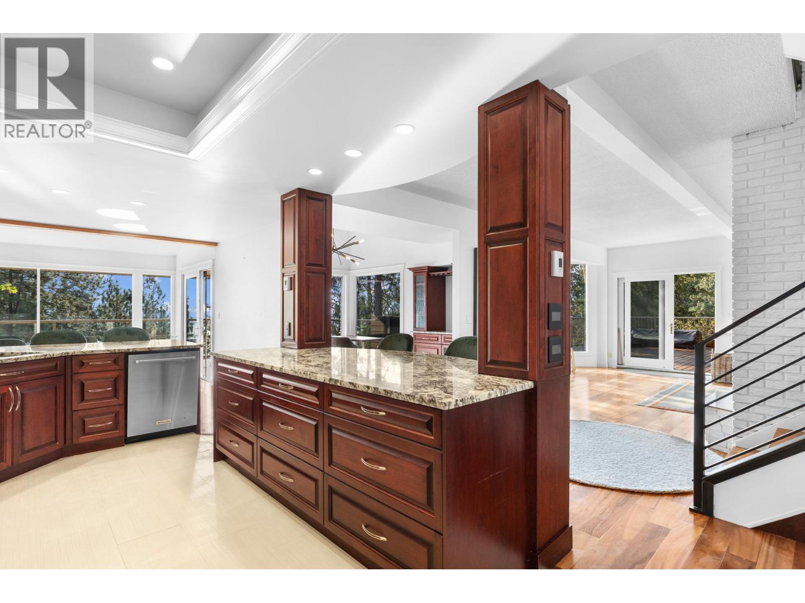 2771 Lakeridge Road, West Kelowna