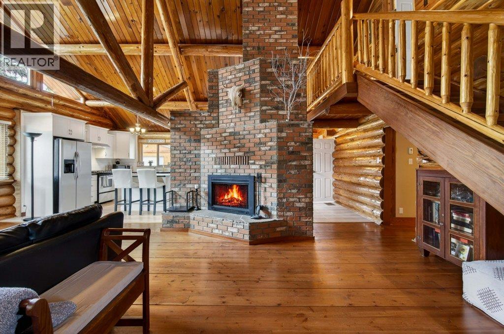 1421 10 Street SW, Salmon Arm