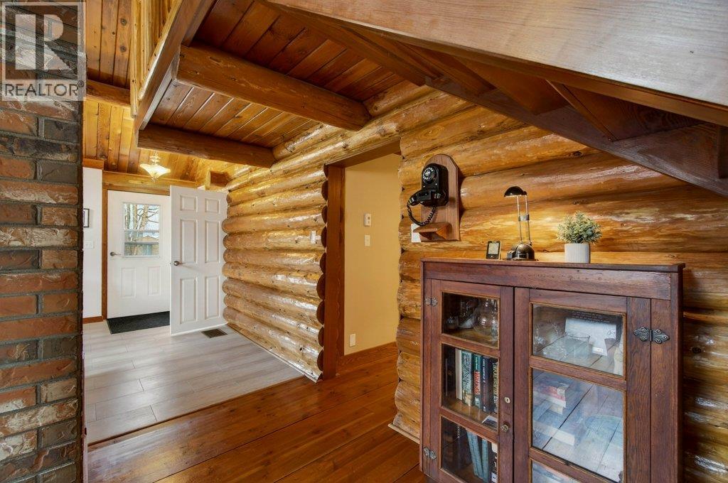 1421 10 Street SW, Salmon Arm