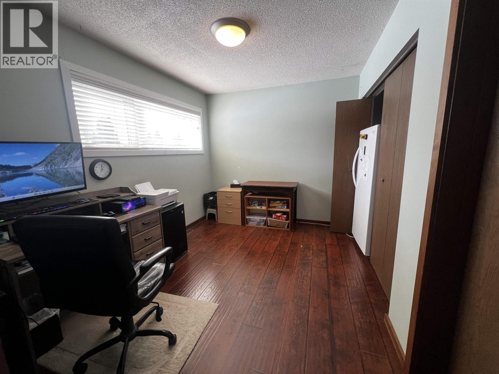 521 SIMON FRASER AVENUE, Fraser Lake