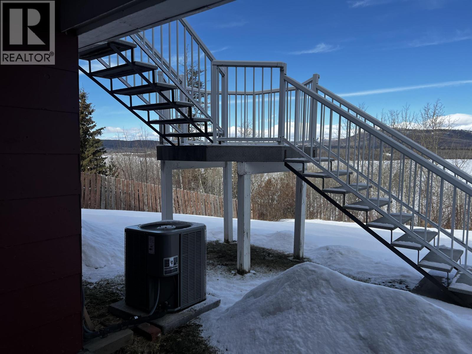 521 SIMON FRASER AVENUE, Fraser Lake