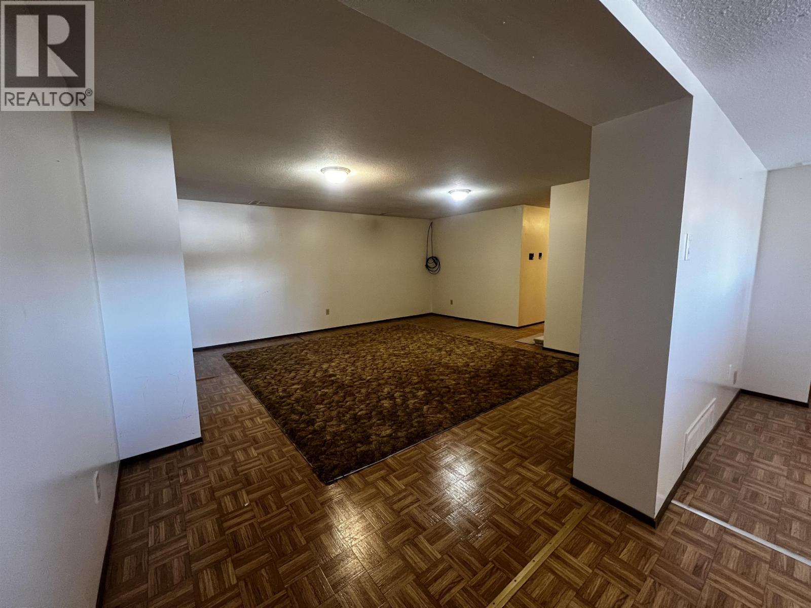 521 SIMON FRASER AVENUE, Fraser Lake