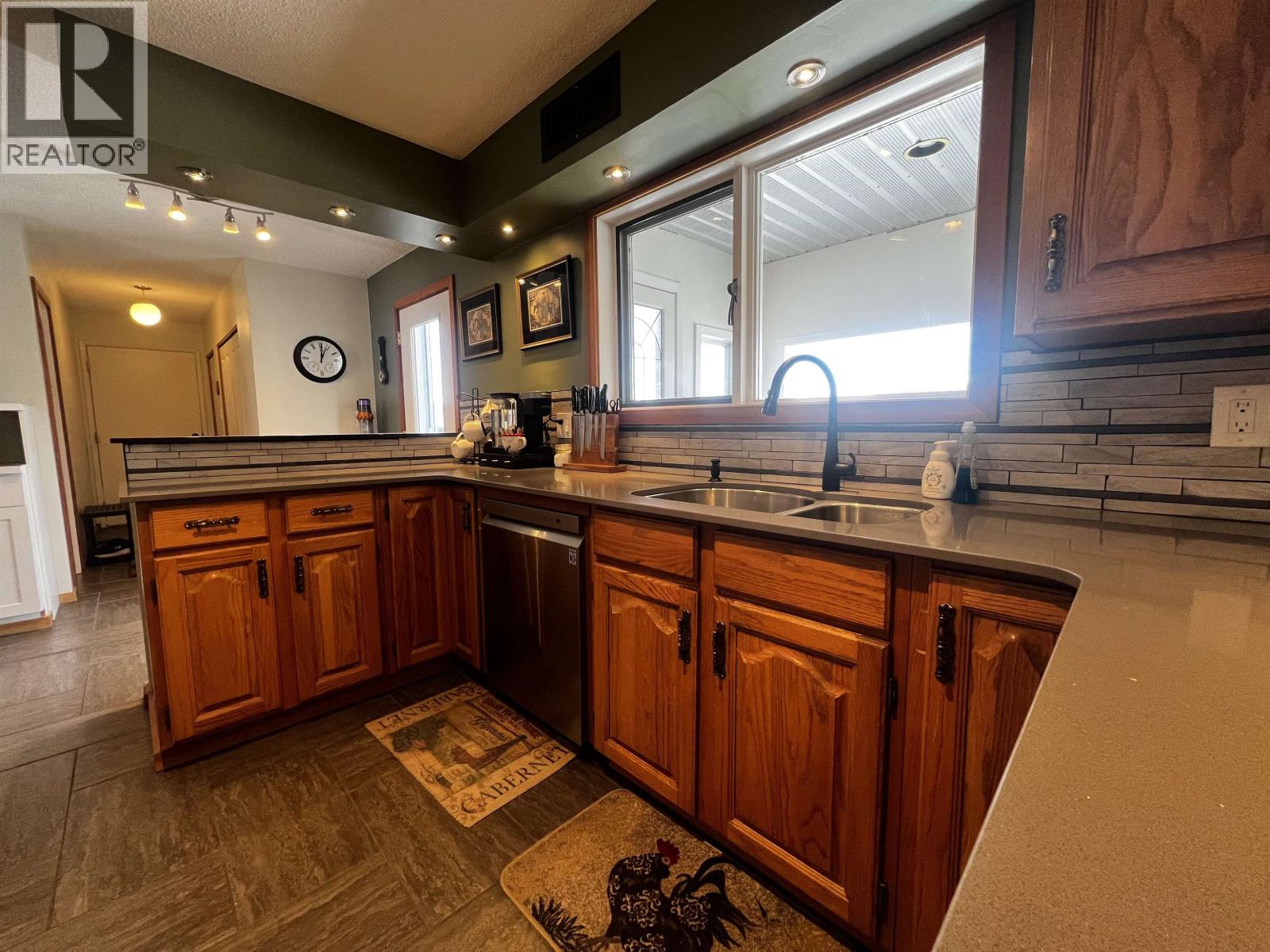 521 SIMON FRASER AVENUE, Fraser Lake