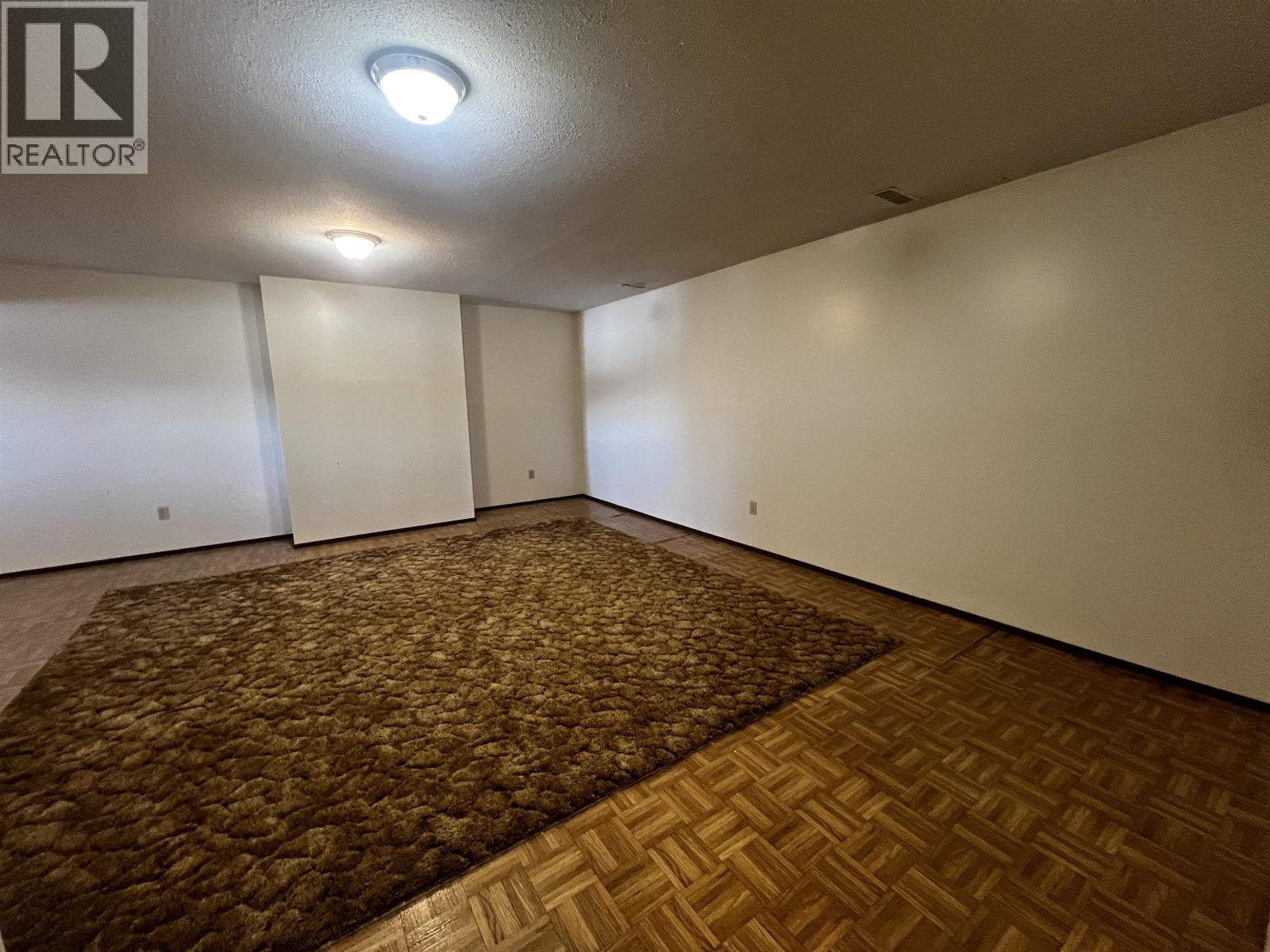 521 SIMON FRASER AVENUE, Fraser Lake