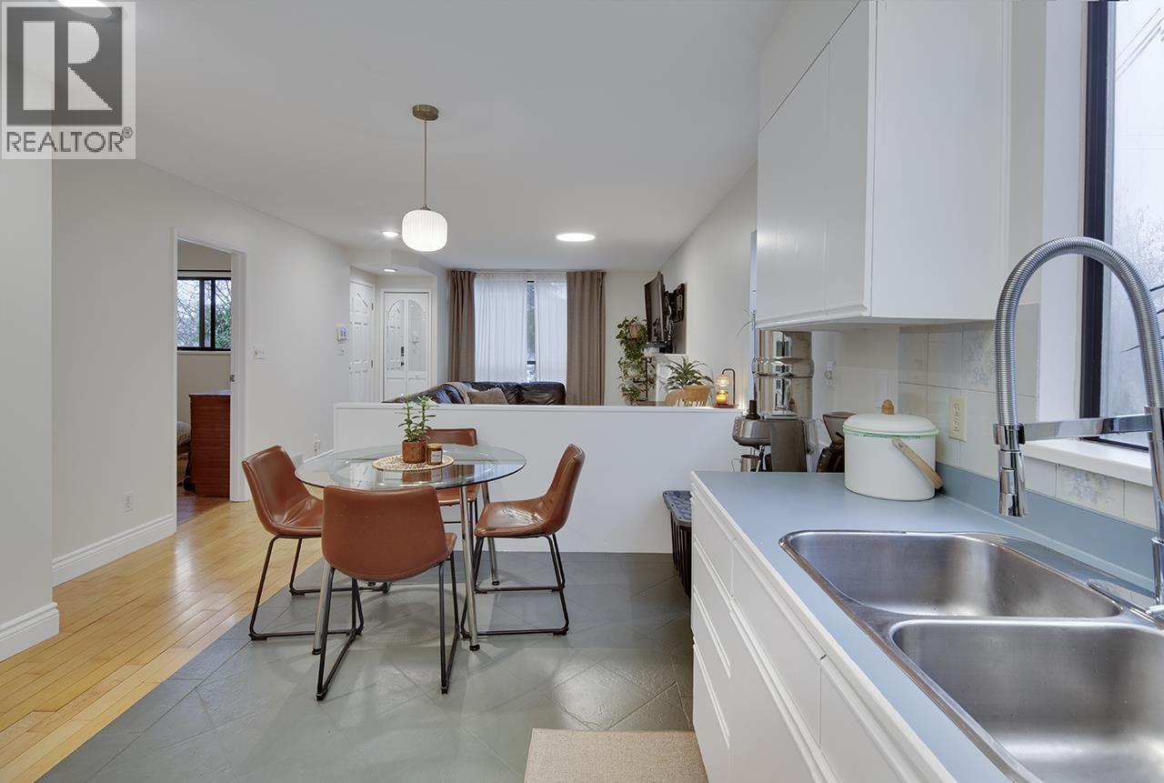 1736 LANGAN AVENUE, Port Coquitlam