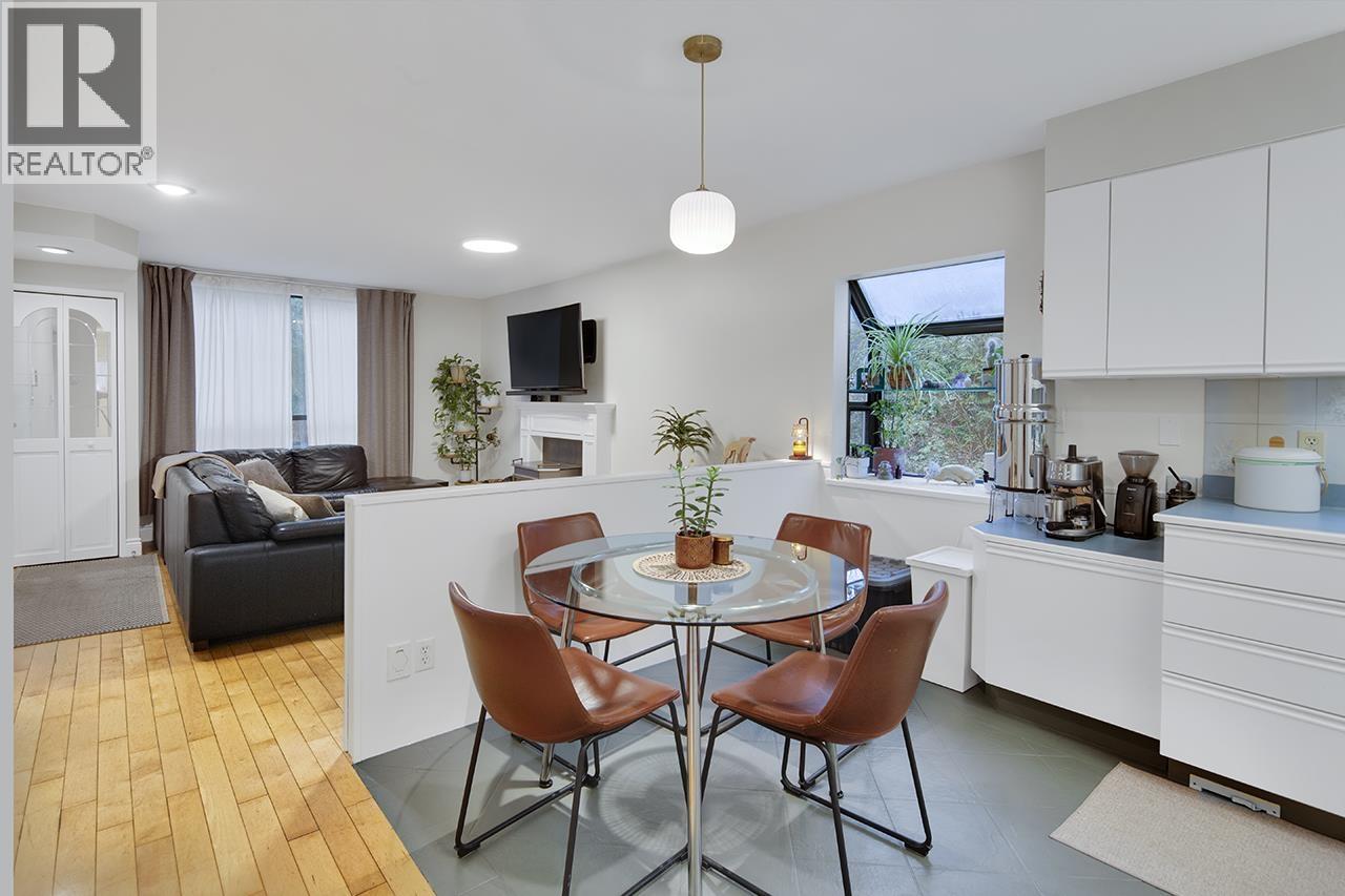 1736 LANGAN AVENUE, Port Coquitlam