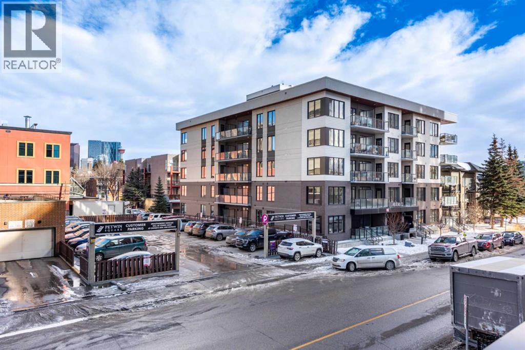 Single Family House for Sale in    Avenue SW Mission Calgary 