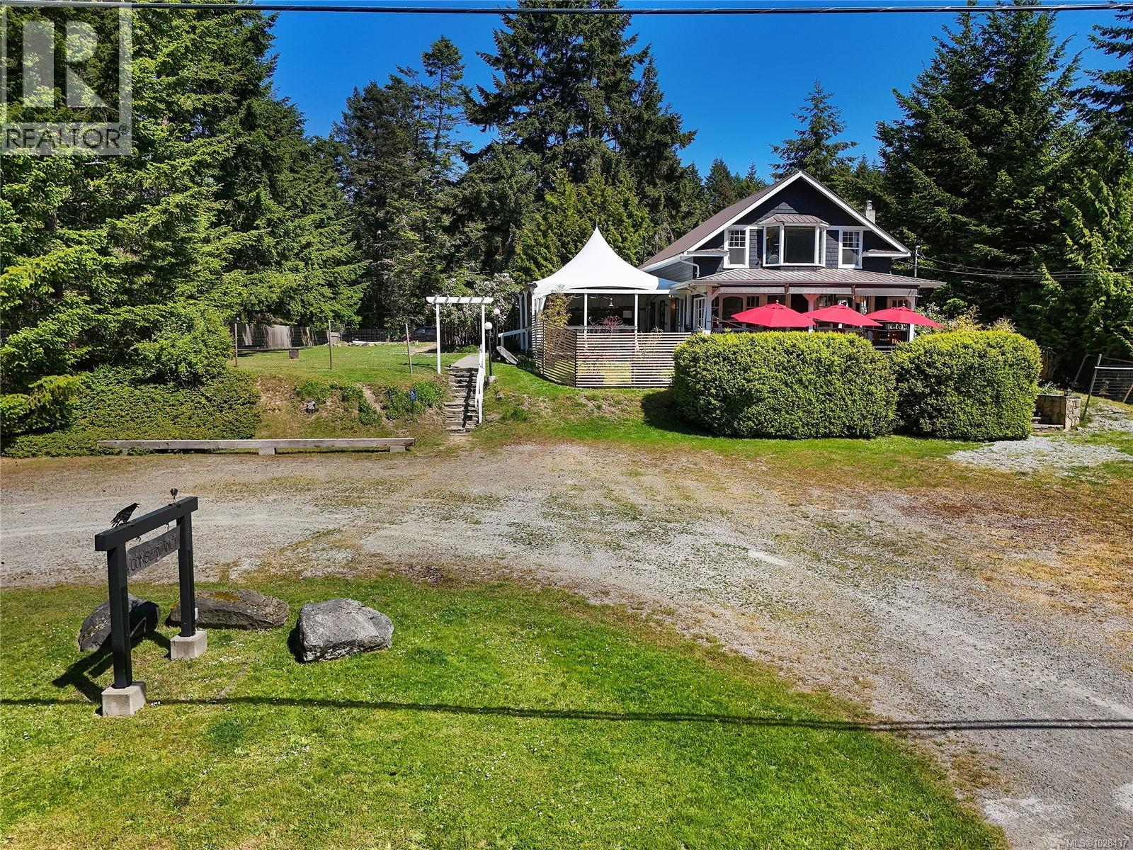  454 Village Bay Road, Mayne Island