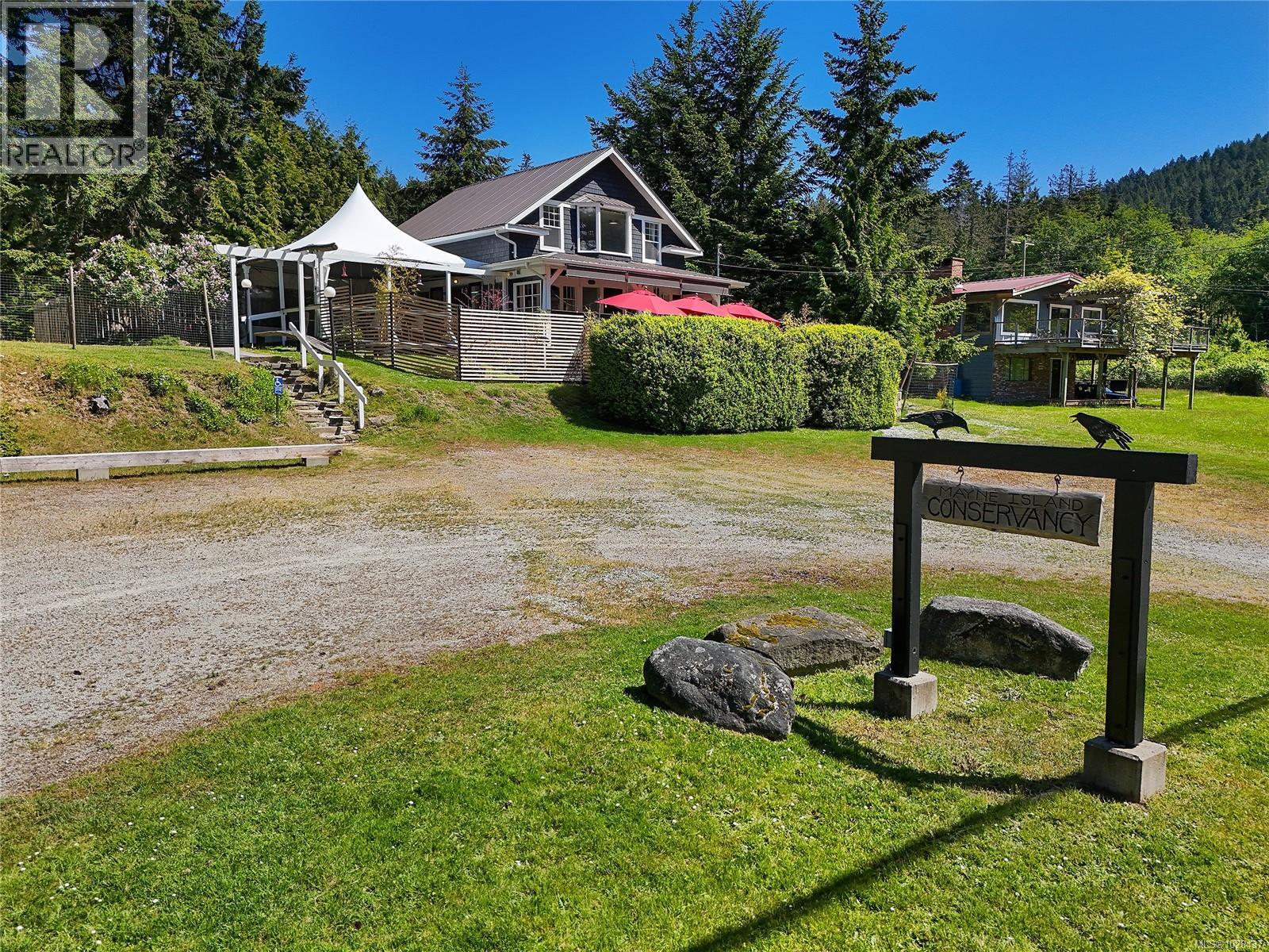  454 Village Bay Road, Mayne Island