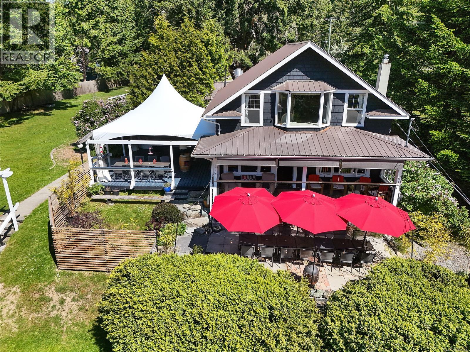  454 Village Bay Road, Mayne Island
