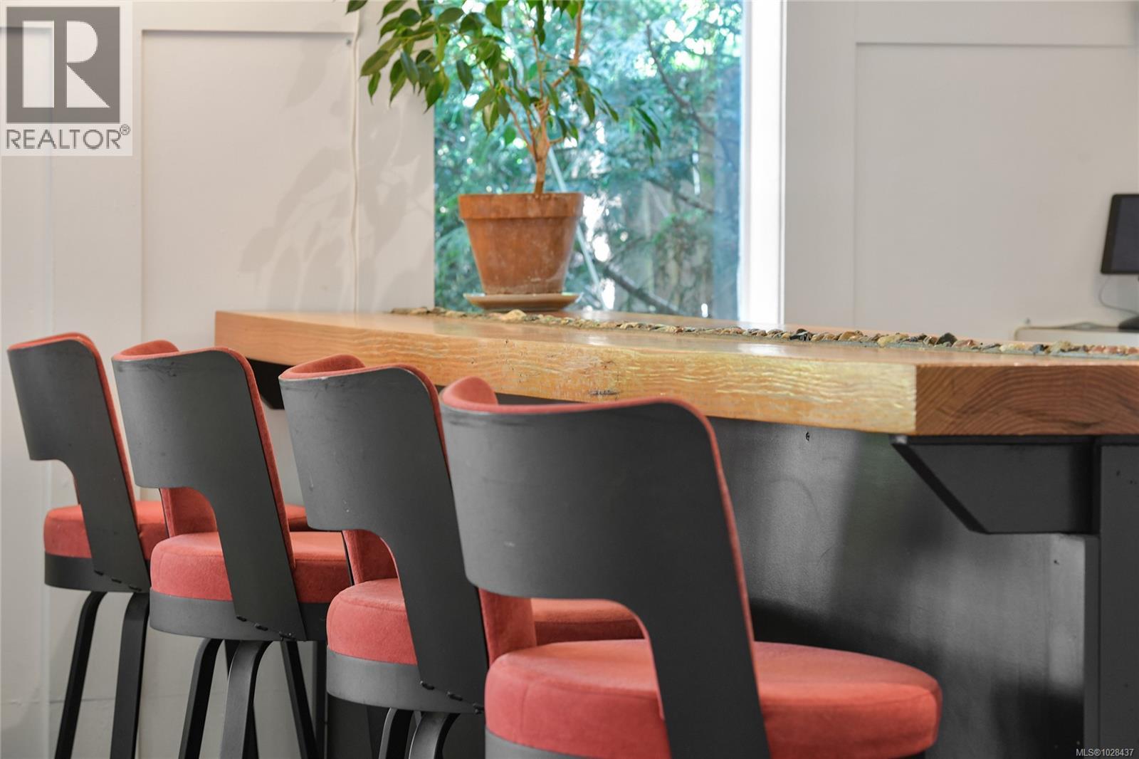  454 Village Bay Road, Mayne Island