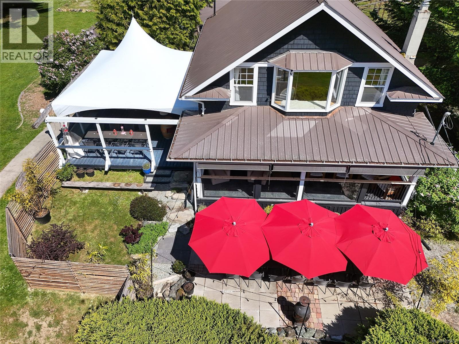  454 Village Bay Road, Mayne Island