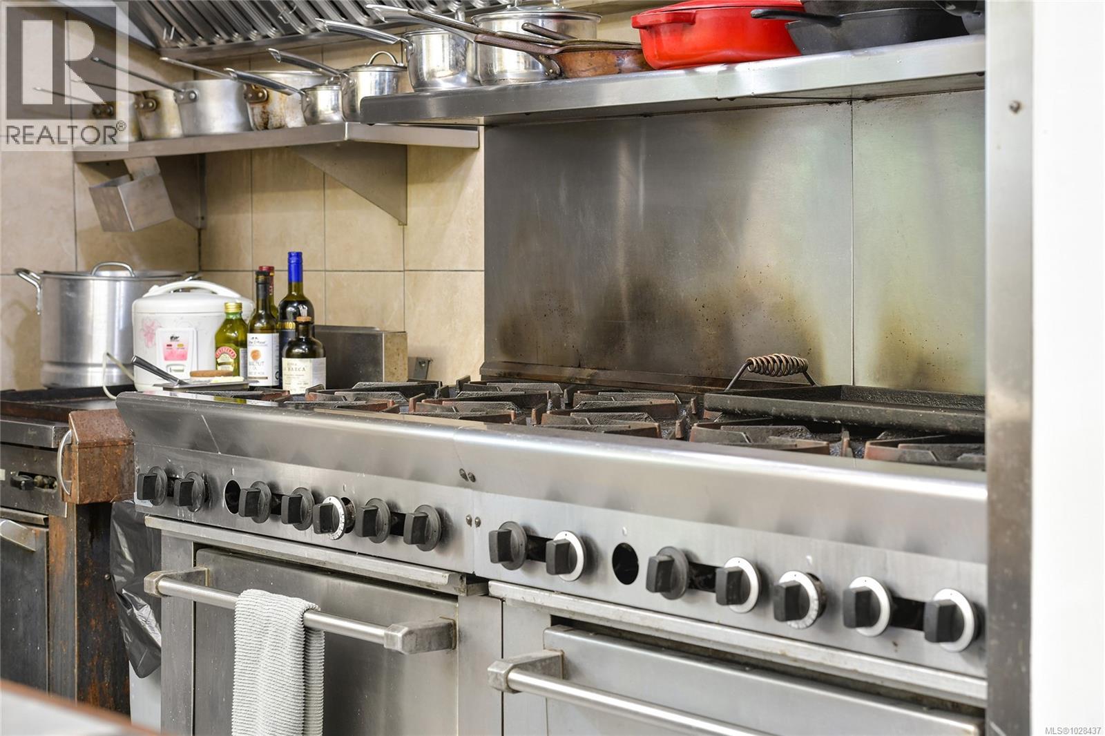  454 Village Bay Road, Mayne Island