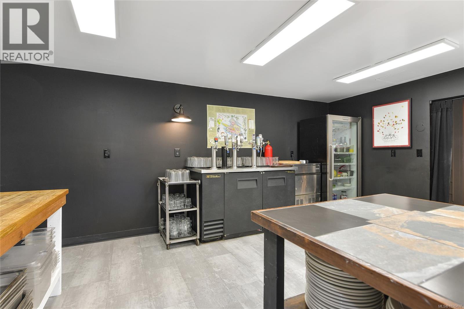  454 Village Bay Road, Mayne Island