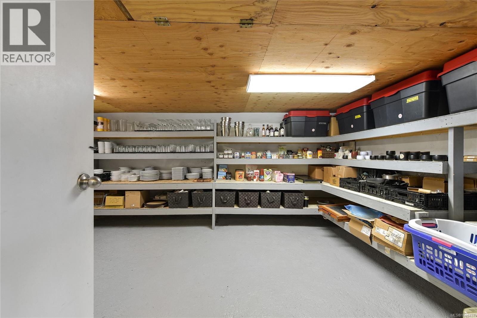  454 Village Bay Road, Mayne Island